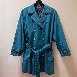 Classic Vintage Gap Trench Coat Size S/P - image 1